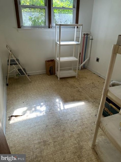 15 Roberts Ave, Stow Creek Twp NJ 08302-3614 exterior