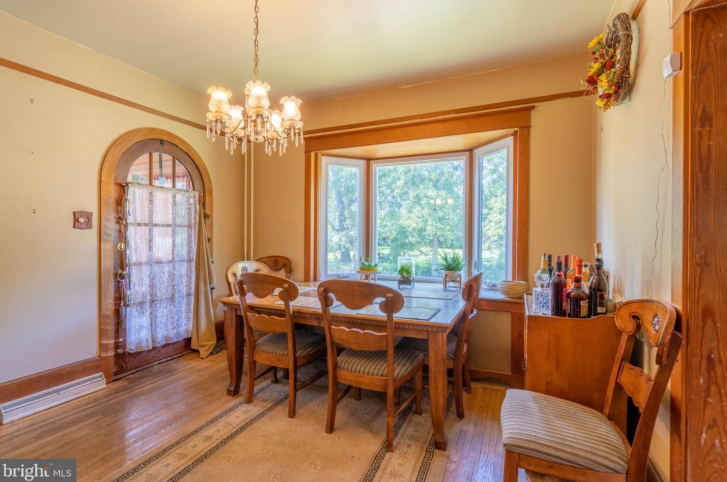 384 Forest Grove Rd, Vineland, NJ 08360-2086