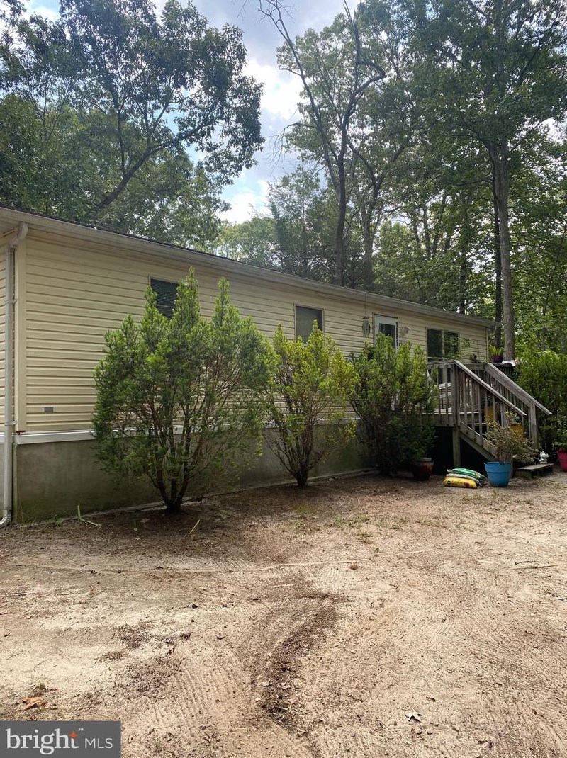 1889 Lakeshore Dr, Millville, NJ 08332-5432