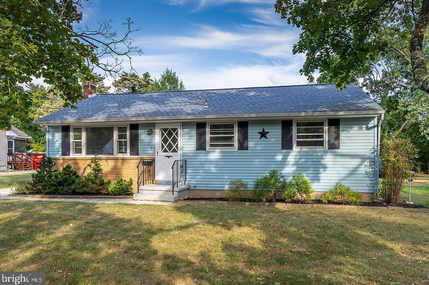 3 Suncrest Ave, Stow Creek Twp, NJ 08302-2922