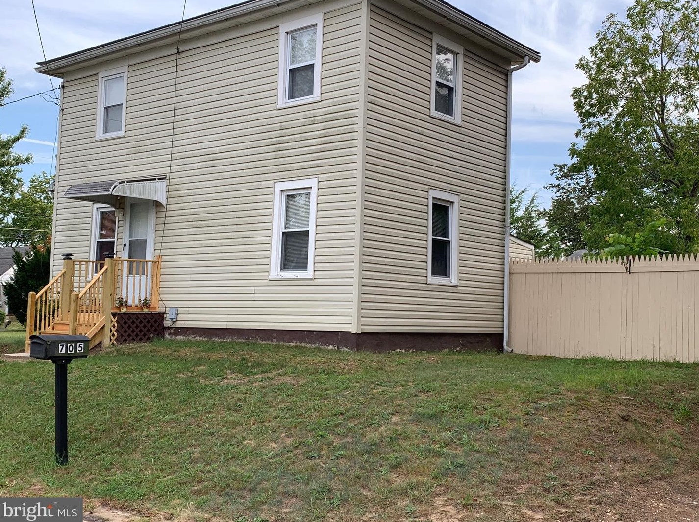 705 Cherry St, Millville, NJ 08332-4501