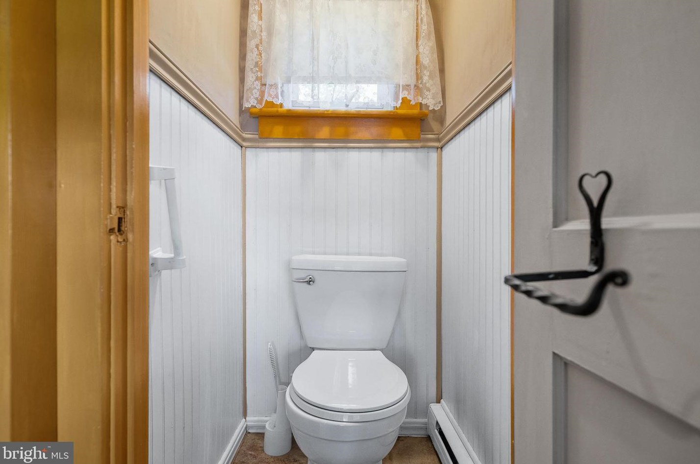 207 East Ave, Vineland NJ  08360-4717 exterior