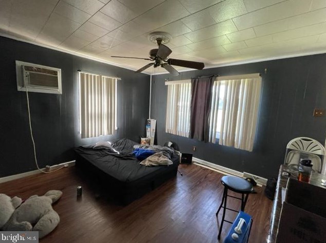 63 S Burlington Rd, Stow Creek Twp, NJ 08302