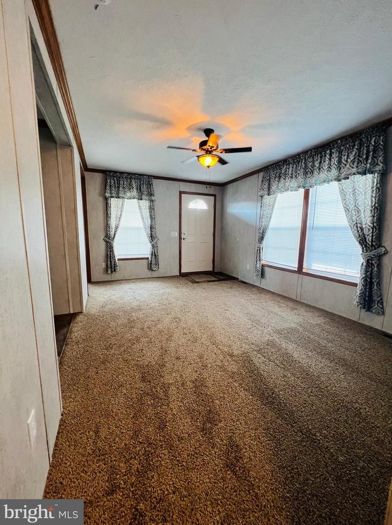 13 Mckinley Dr, Millville NJ 08332-4478 exterior