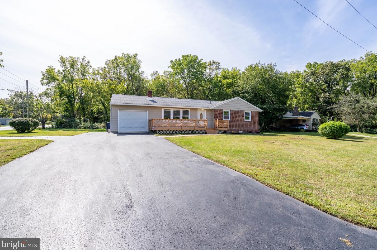 2 Brookside Dr, Stow Creek Twp, NJ 08302