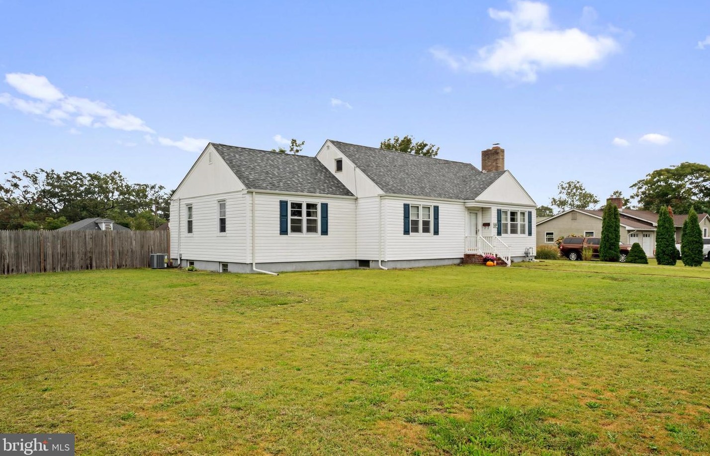 509 8th St, Millville, NJ 08332-2711