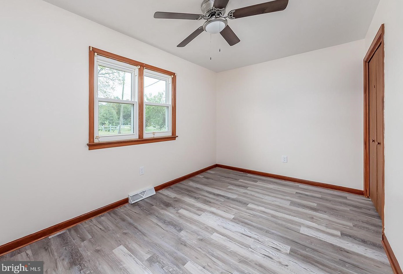 549 Newport Rd, Millville NJ 08332-7818 exterior