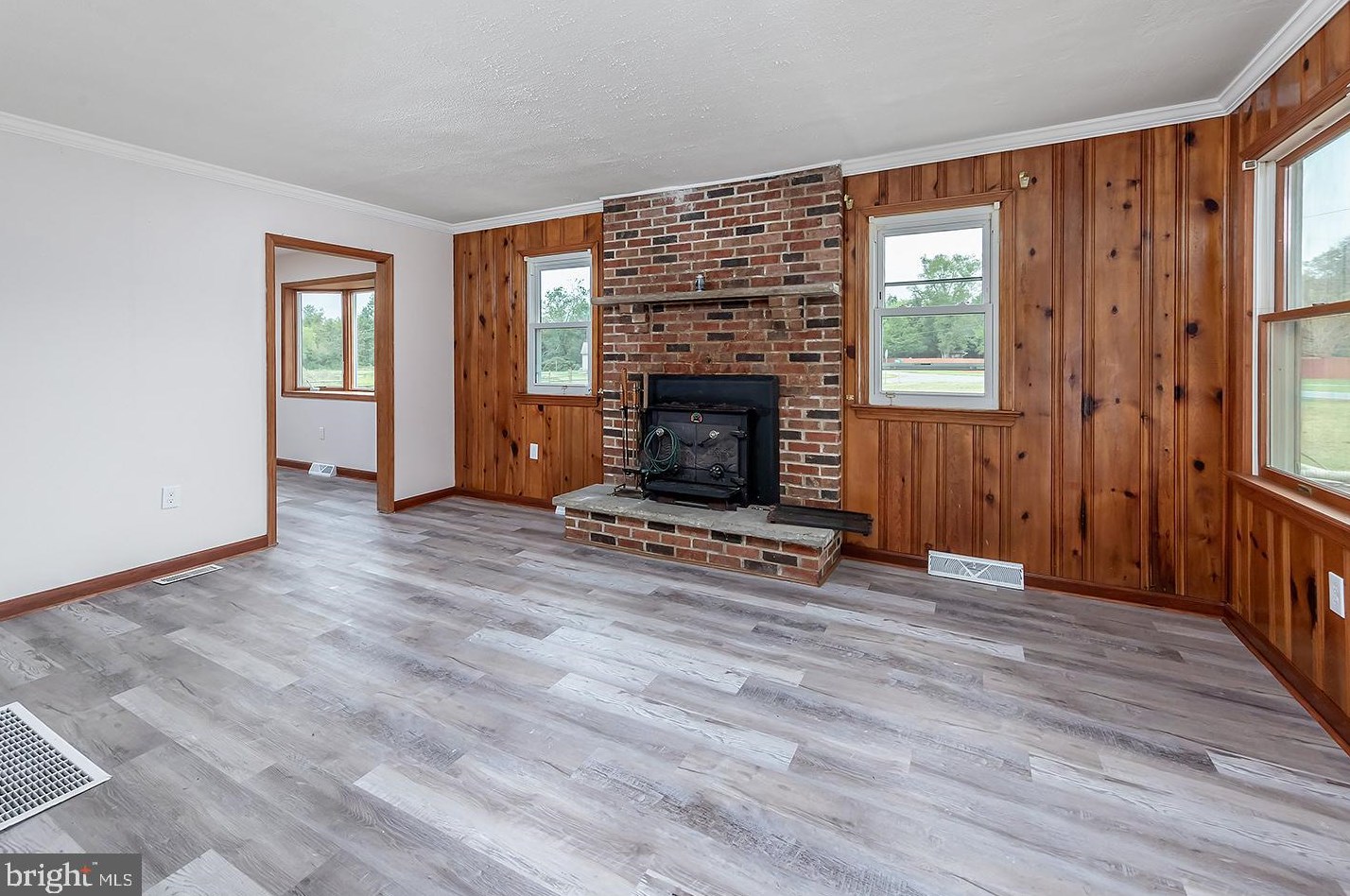 549 Newport Rd, Millville, NJ 08332-7817