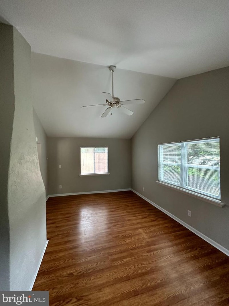 6500 Battle Ln, Millville, NJ 08332-5568