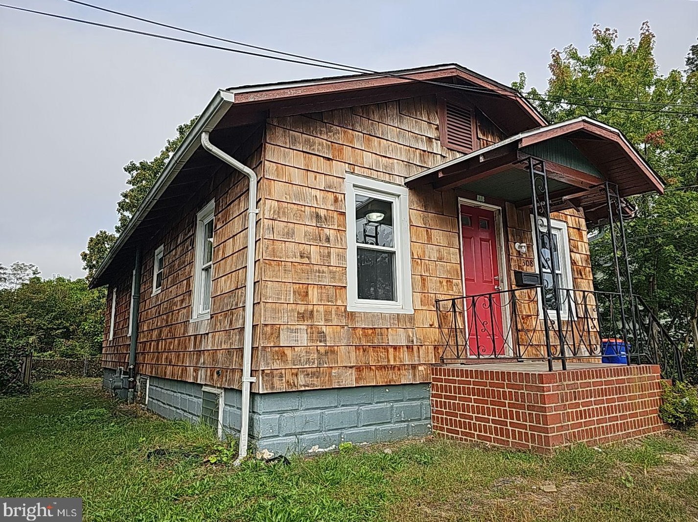 308 8th St, Millville, NJ 08332-3140