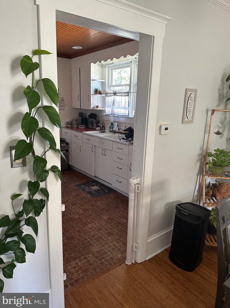 1004 Woodland Ave, Millville NJ  08332-3437 exterior