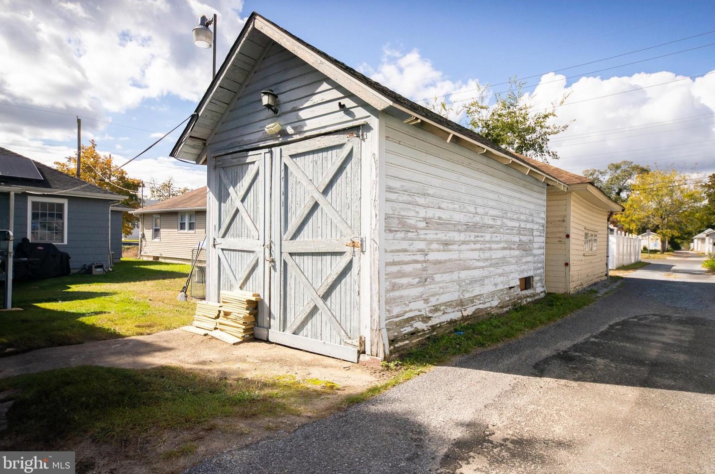 1004 Woodland Ave, Millville NJ  08332-3437 exterior
