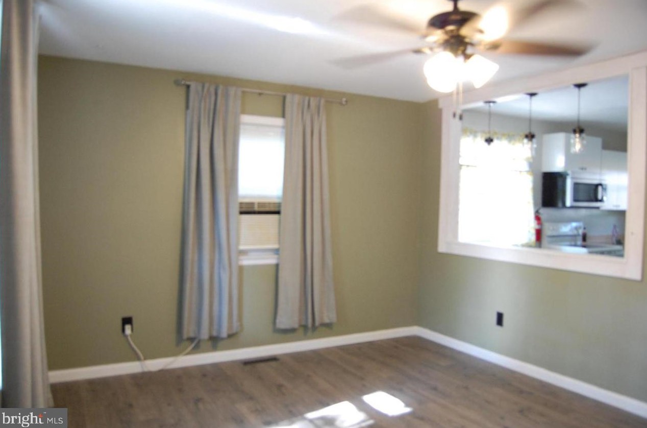 1009 Louis Dr, Millville, NJ 08332