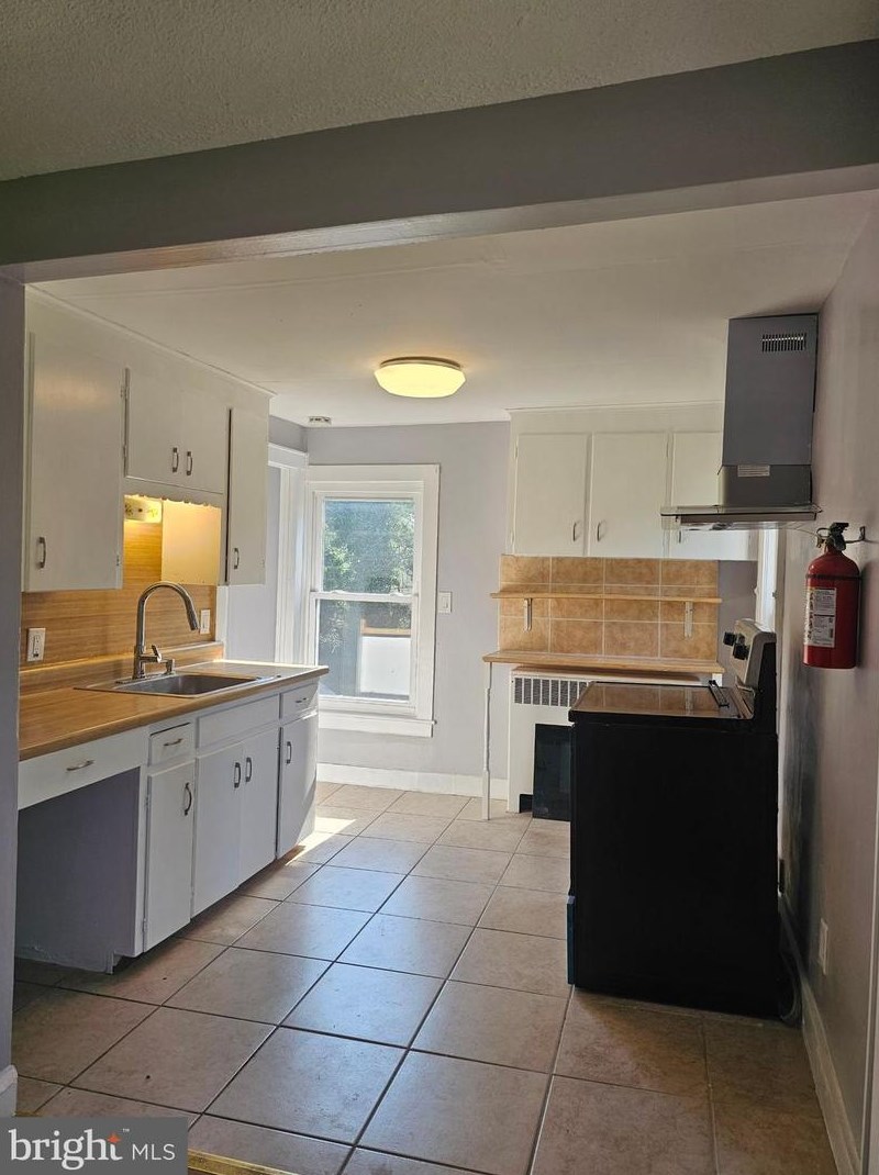 815 Sawyer Ave, Vineland NJ  08360-3913 exterior