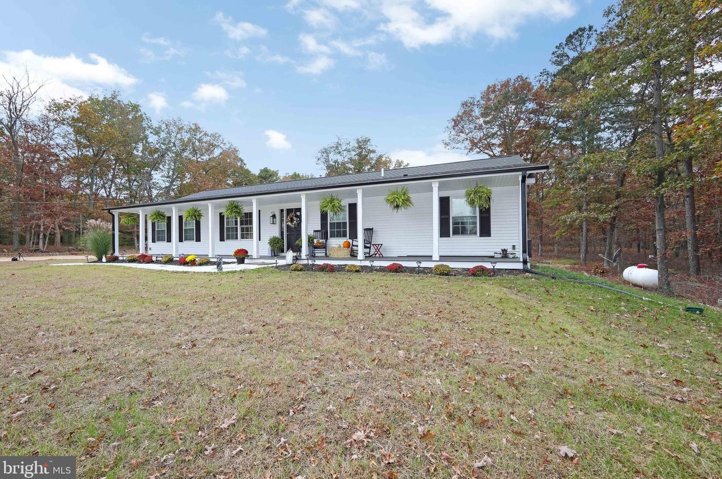 2671 E Sherman Ave, Vineland, NJ 08361