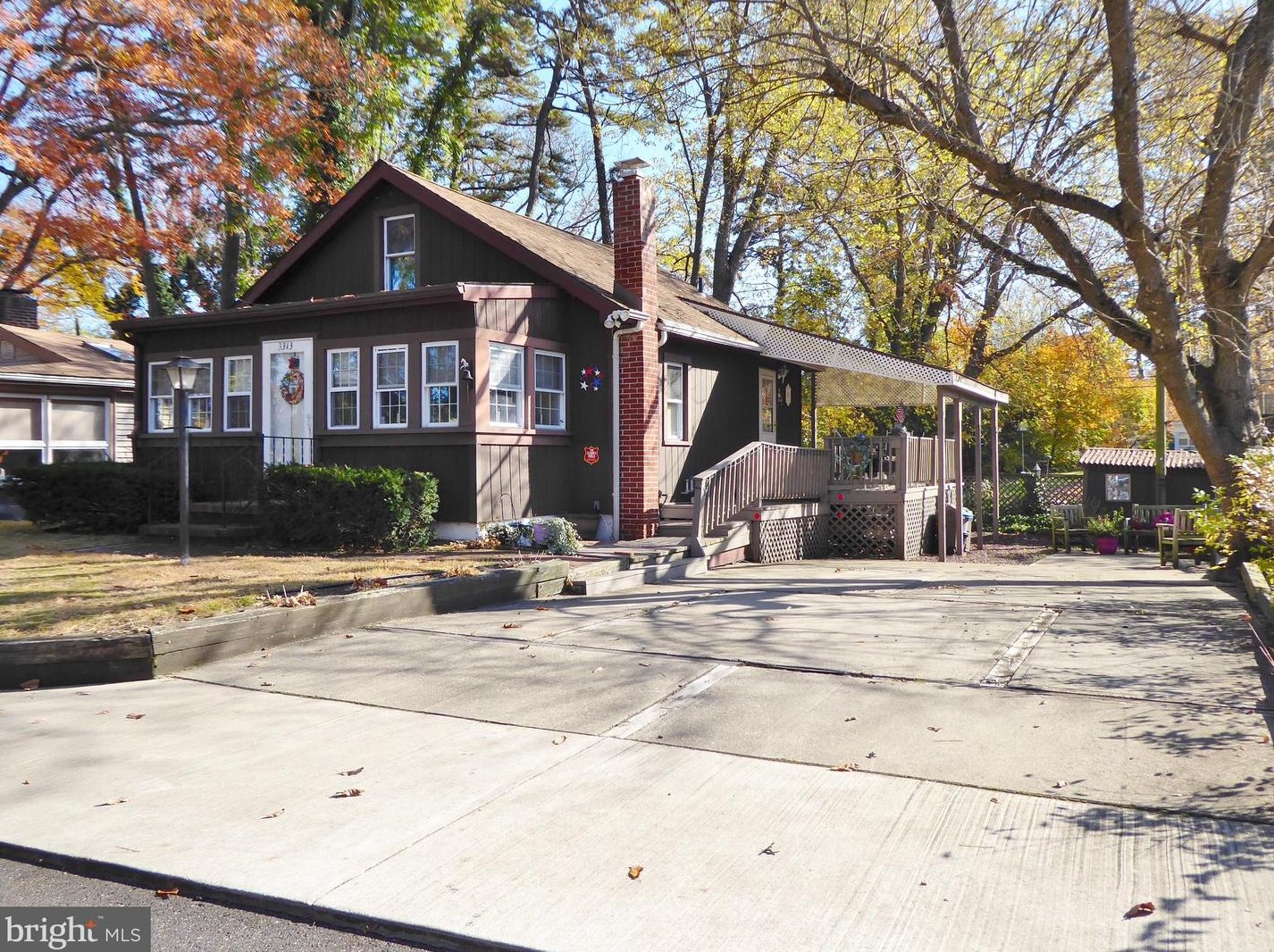 3313 Lakeshore Dr, Millville, NJ 08332-5414
