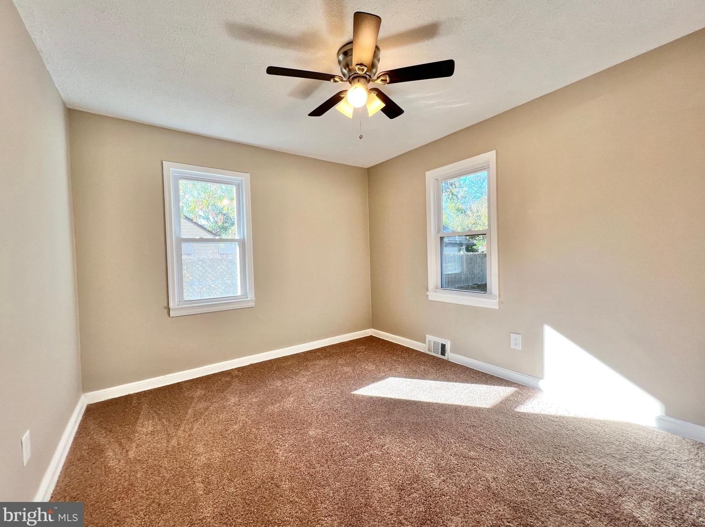 1634 Wallace St, Vineland NJ  08360-4346 exterior