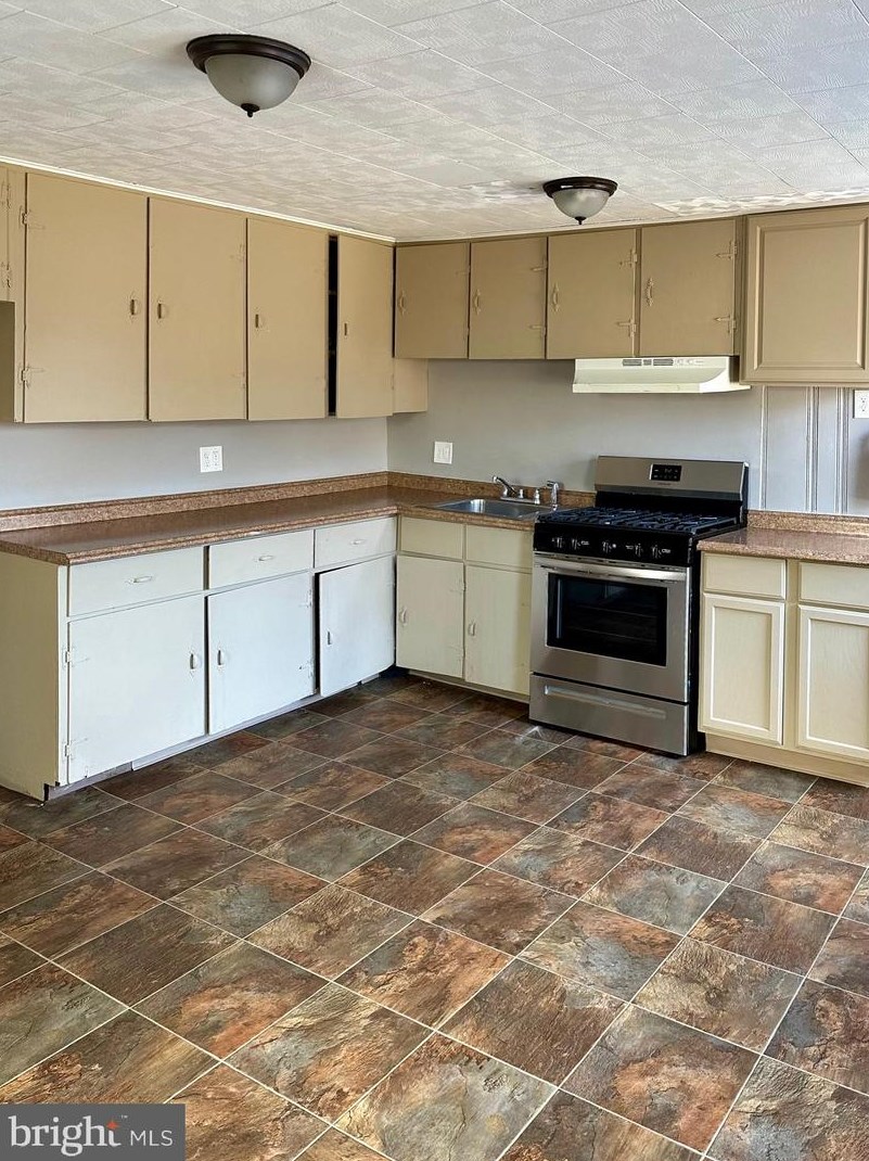 310 7th St, Millville NJ  08332-3136 exterior