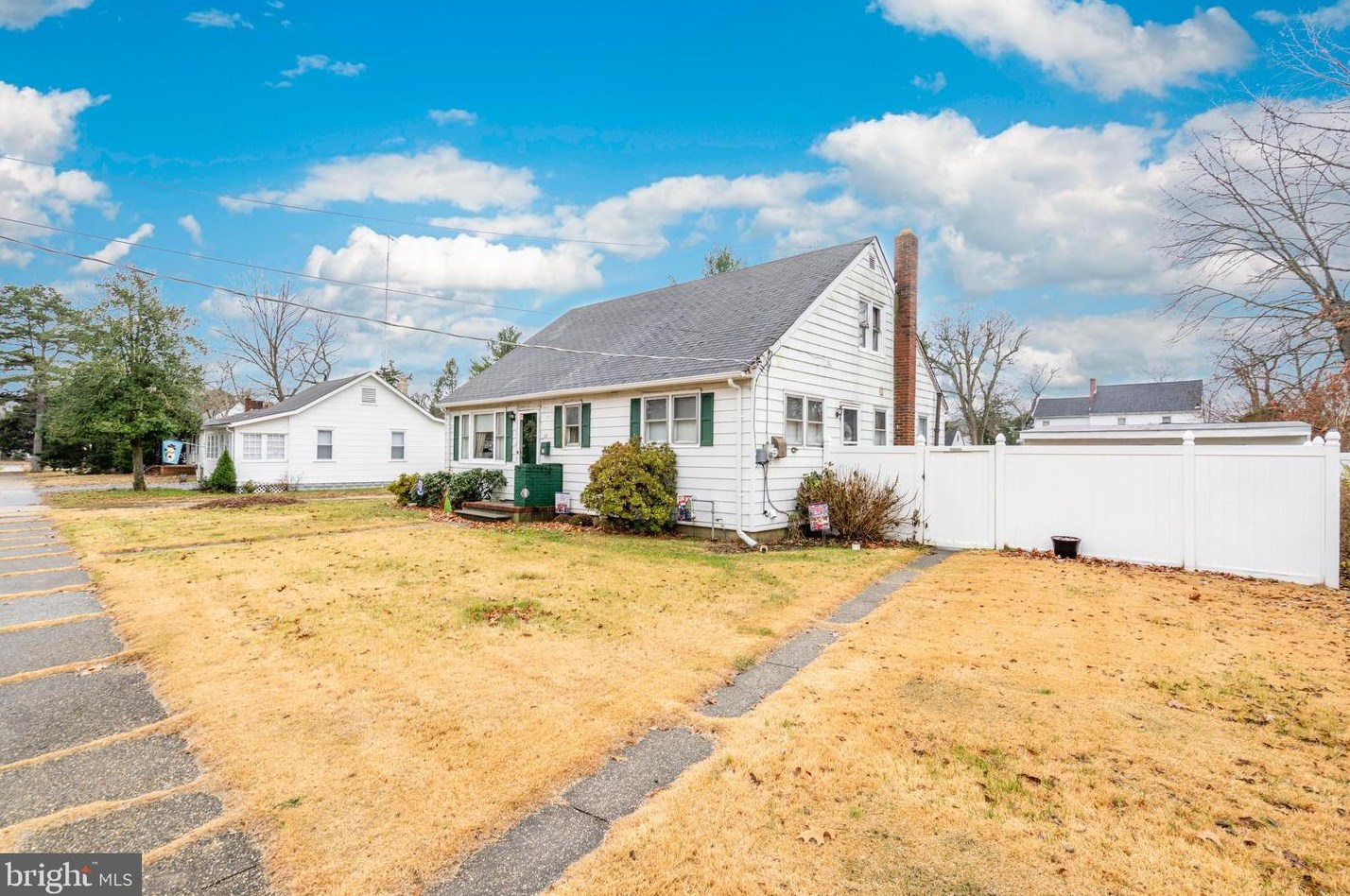 12 13th St, Millville, NJ 08332-3328