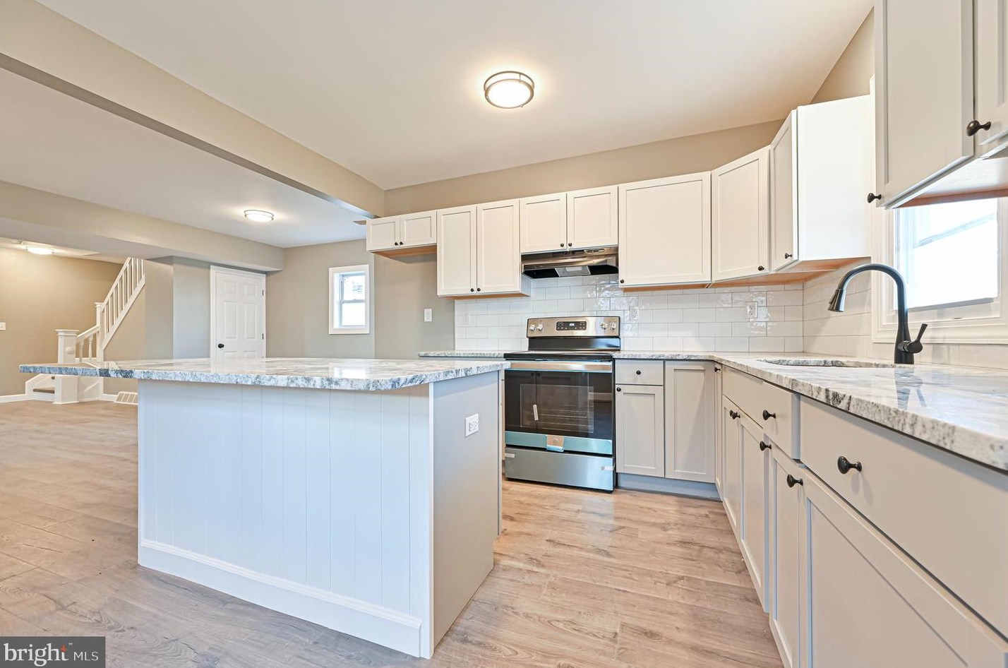 117 Foundry St, Millville NJ  08332-2805 exterior