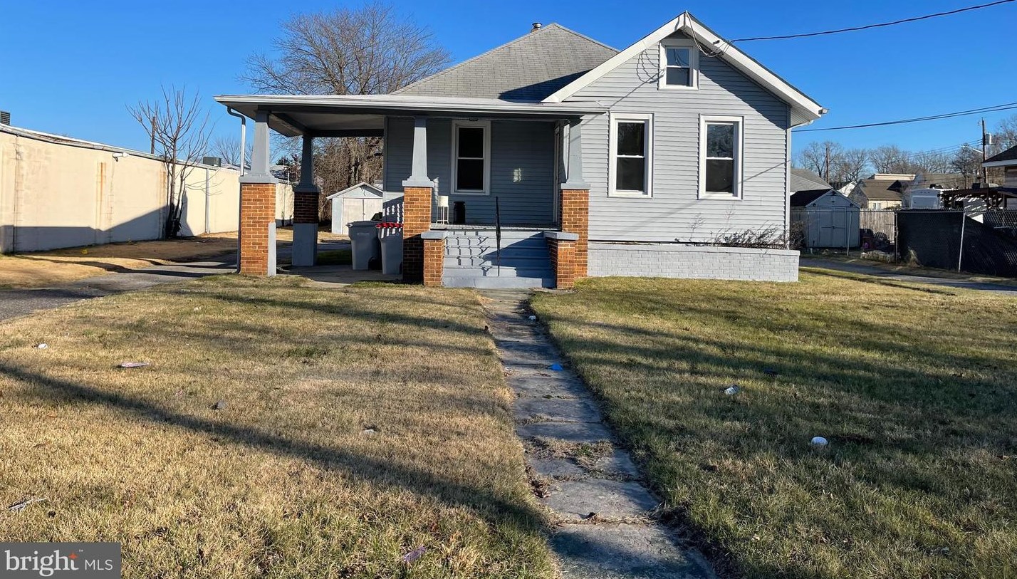 531 East Ave, Vineland, NJ 08360-3250