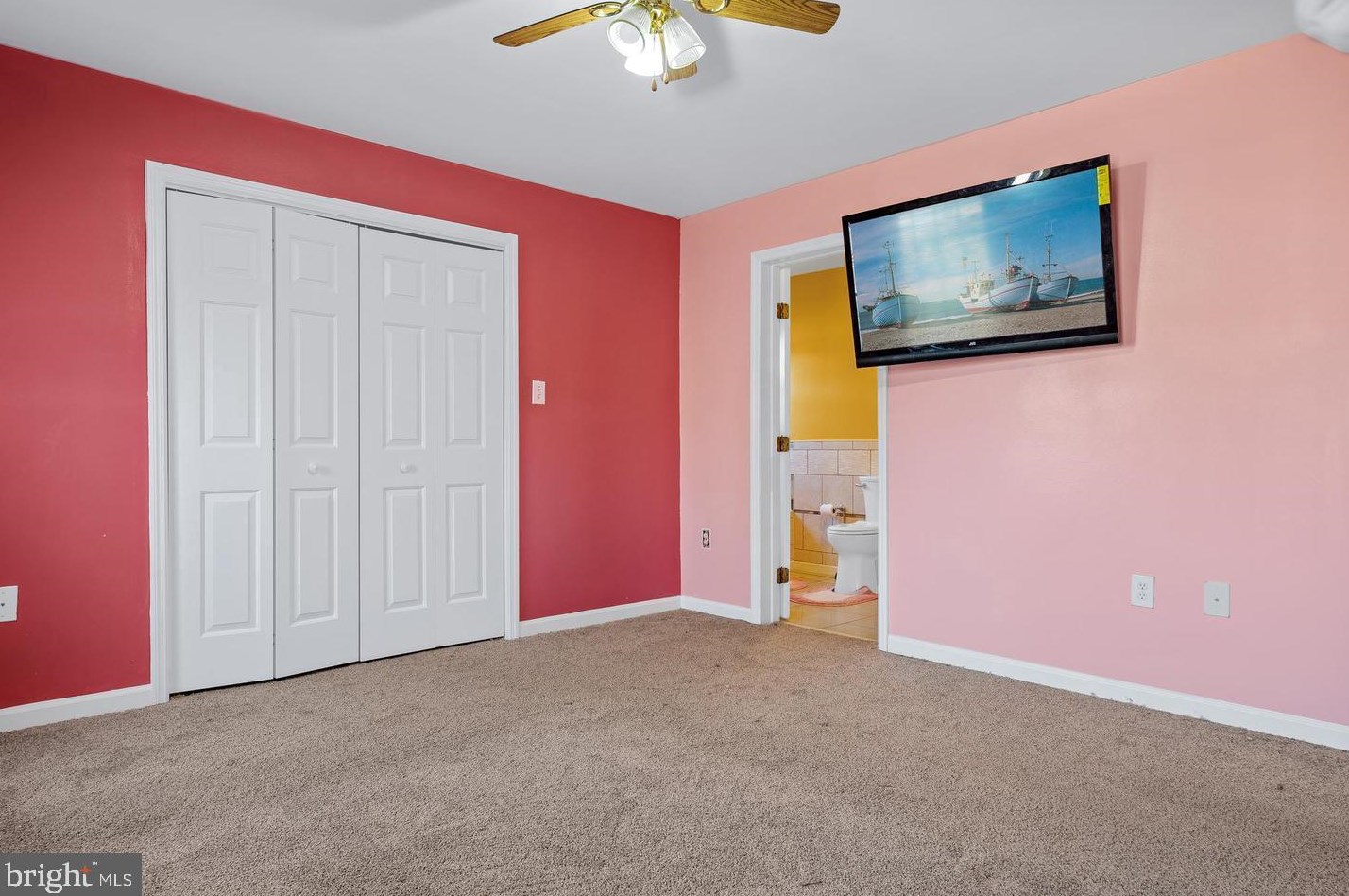 5 Queen Rd, Millville NJ  08332-7215 exterior