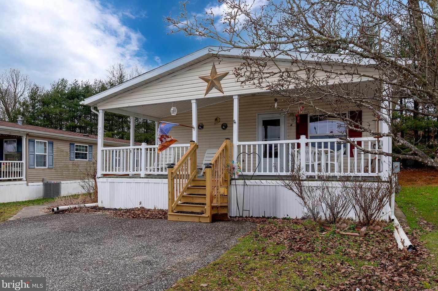 2110 Mays Landing Rd #205, Millville, NJ 08332