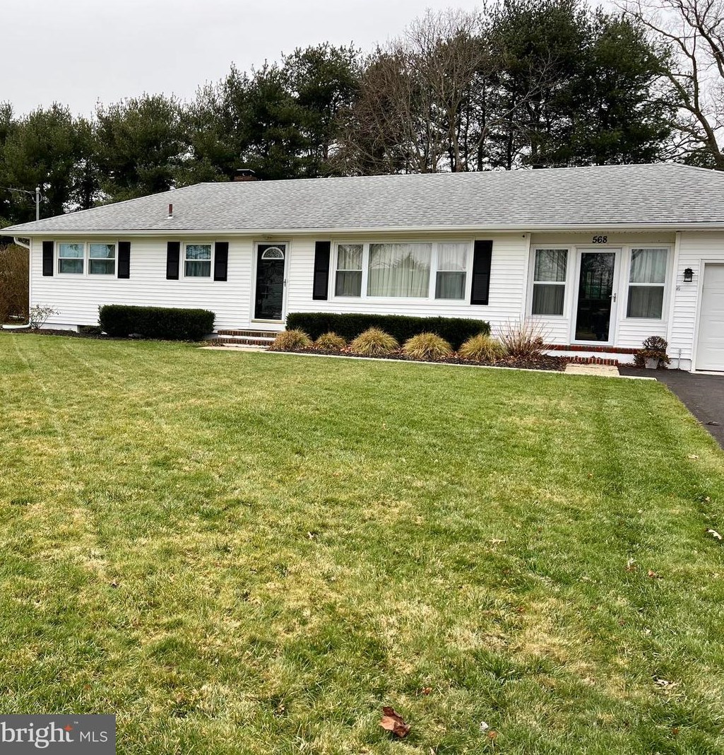 568 Highland Ave, Vineland, NJ 08361