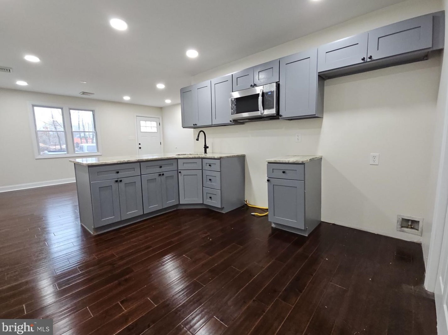 116 6th St, Millville NJ  08332-5343 exterior