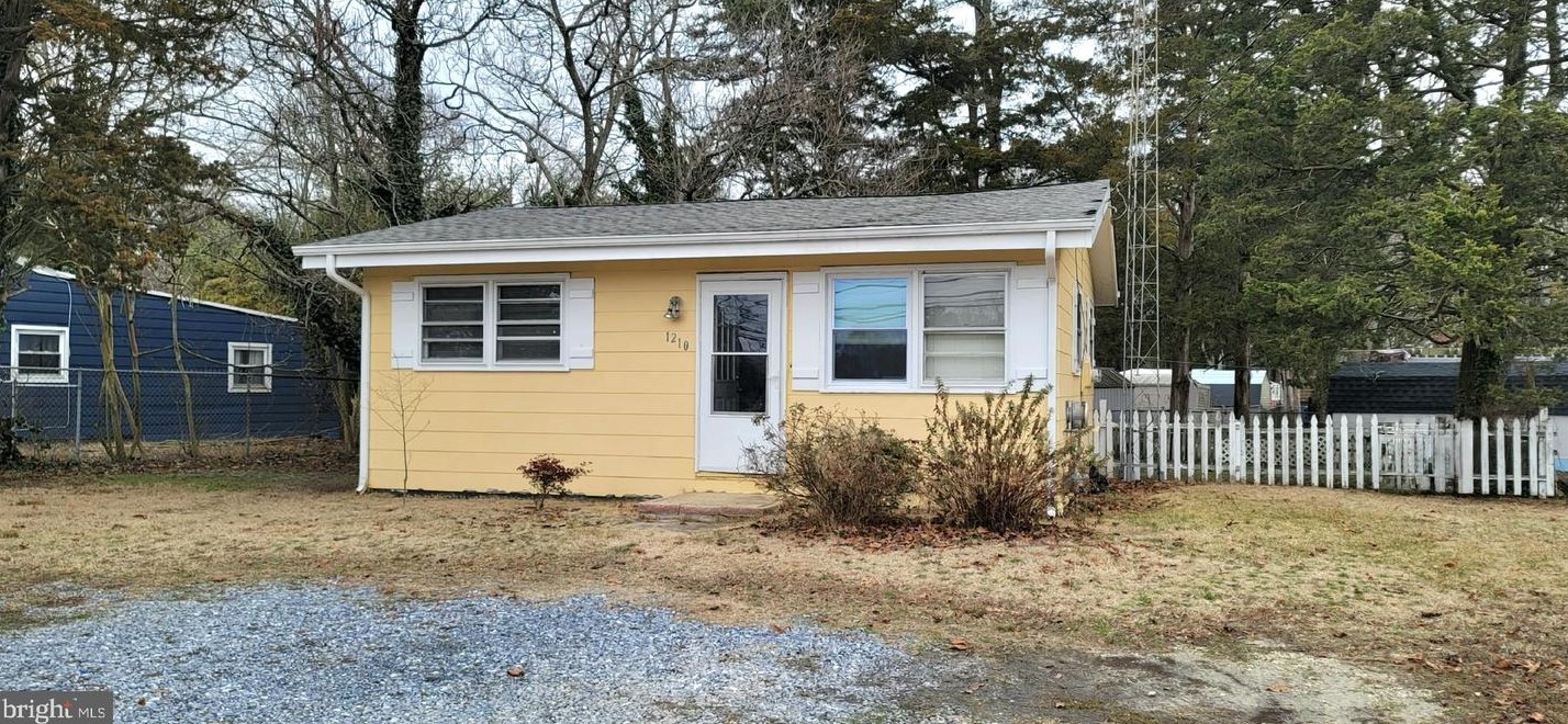 1210 Buckshutem Rd, Millville NJ  08332-7255 exterior