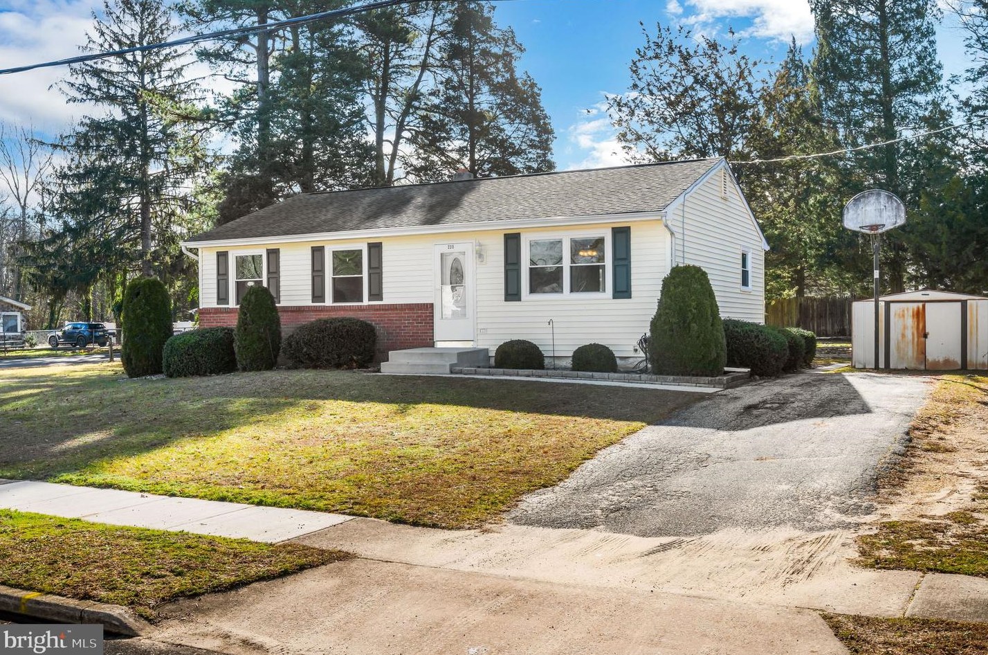 2215 Megan Ct, Vineland, NJ 08361
