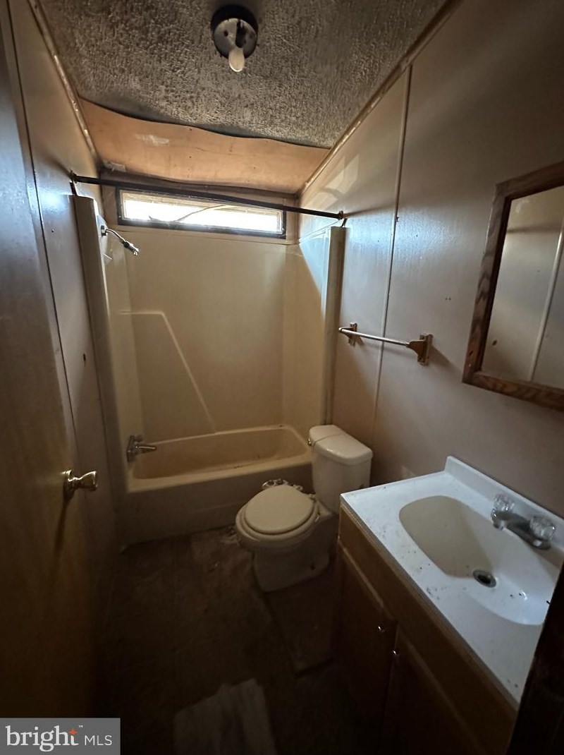 448 Evergreen Rd, Millville NJ  08332-5716 exterior