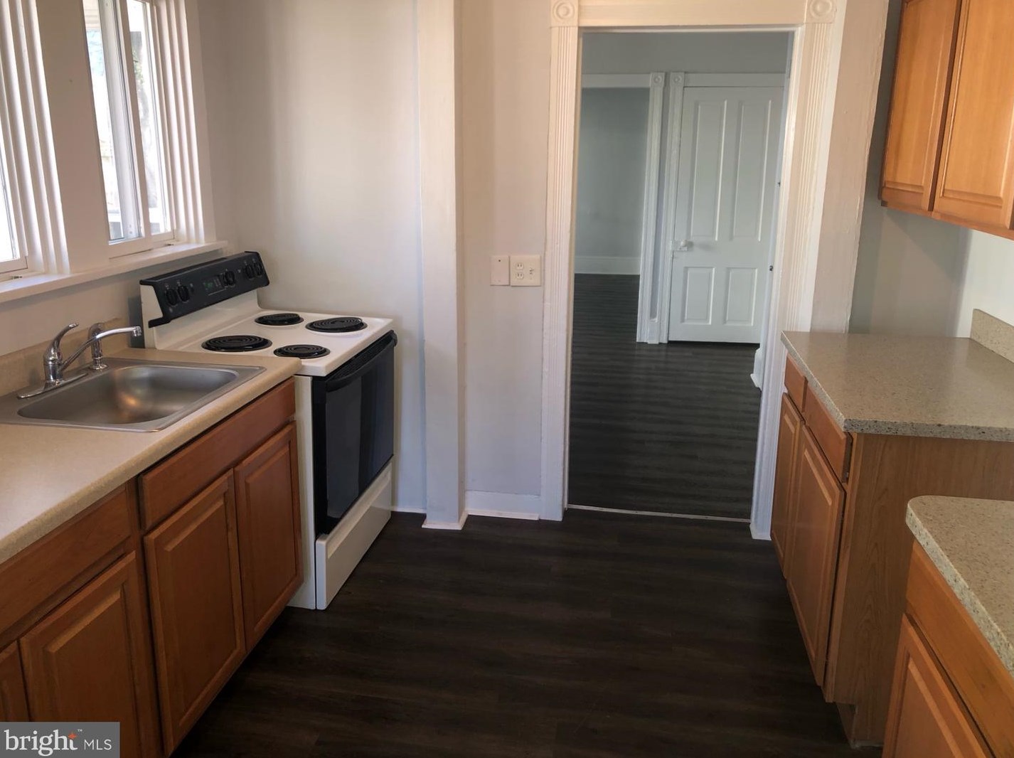 572 Columbia Ave, Millville, NJ 08332