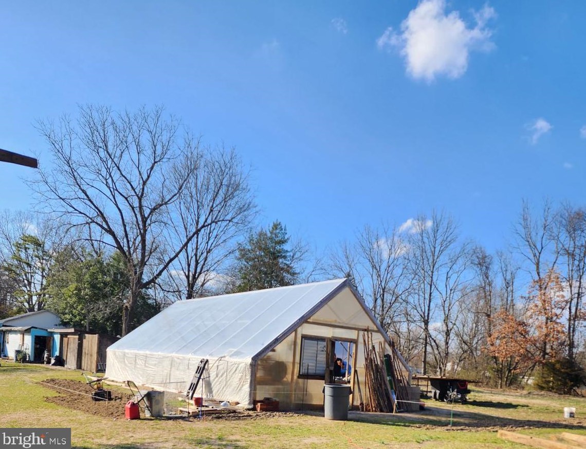 775 Orchard Rd, Vineland, NJ 08360-4338