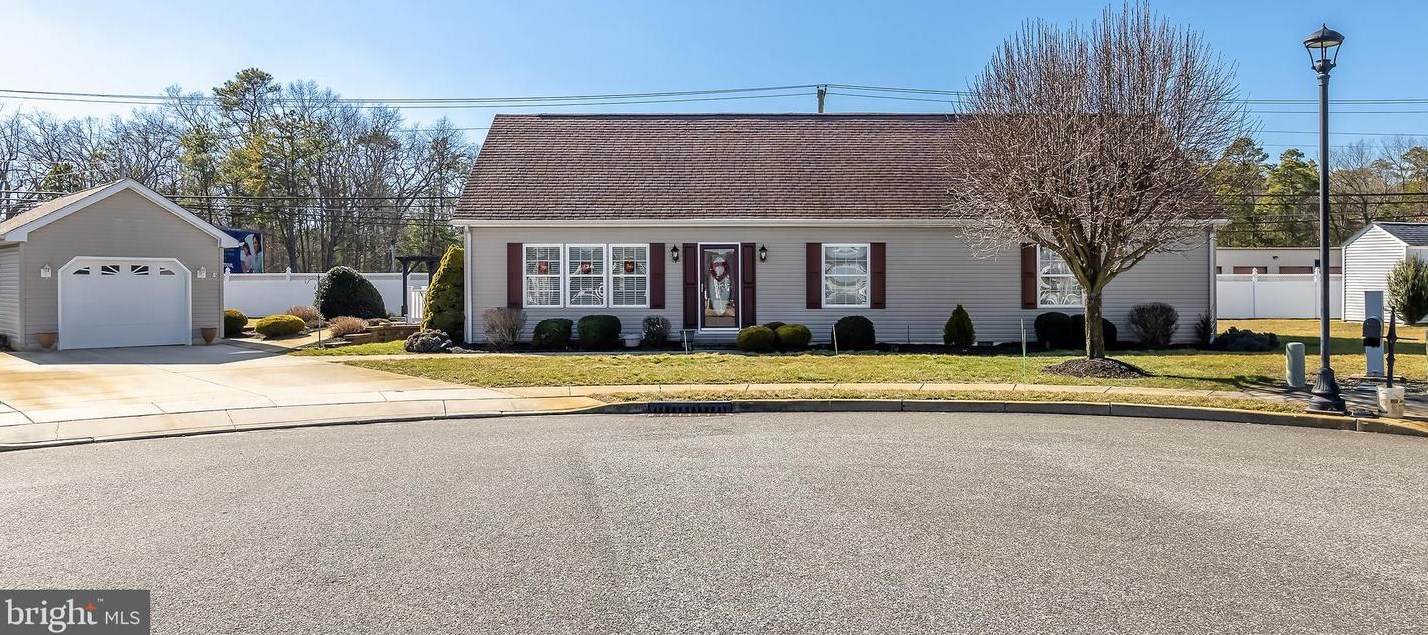 81 Reagan Ct, Millville, NJ 08332-9625