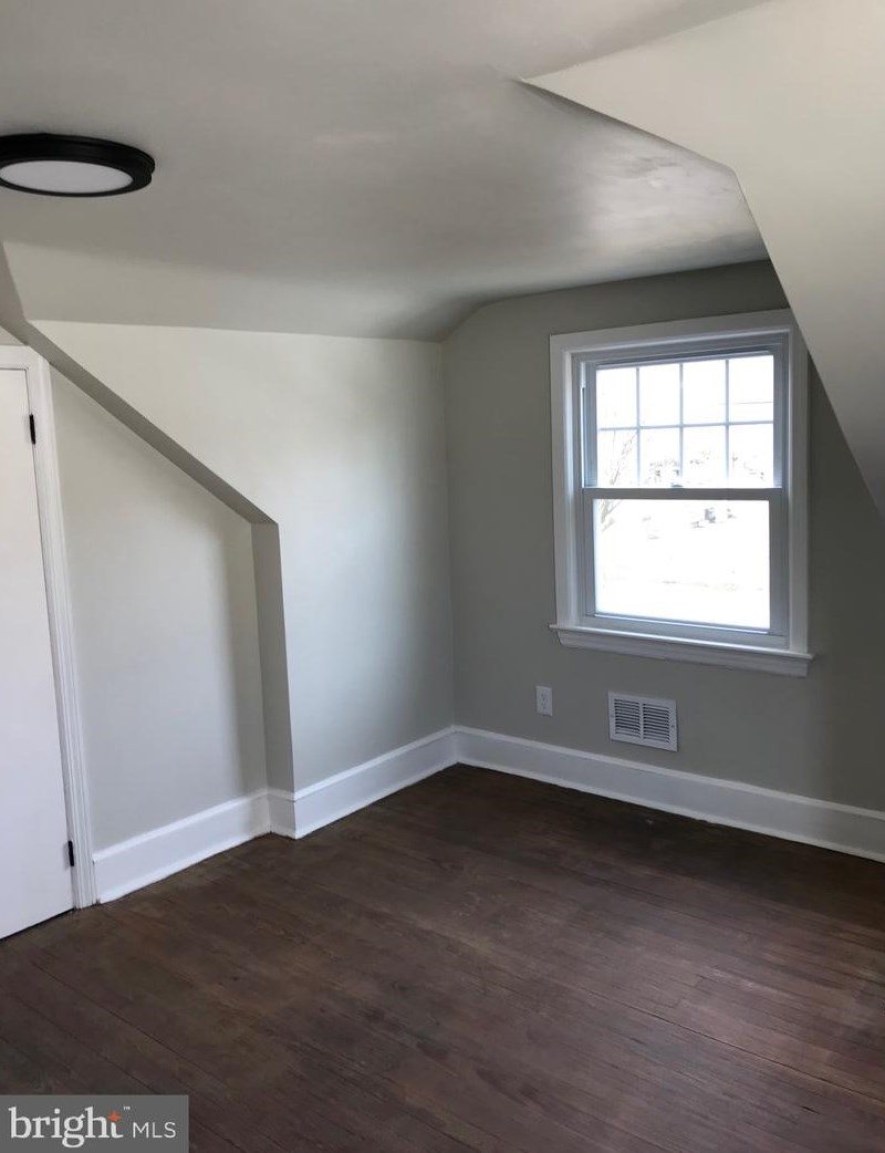 575 Valley Ave, Vineland NJ  08360-3365 exterior