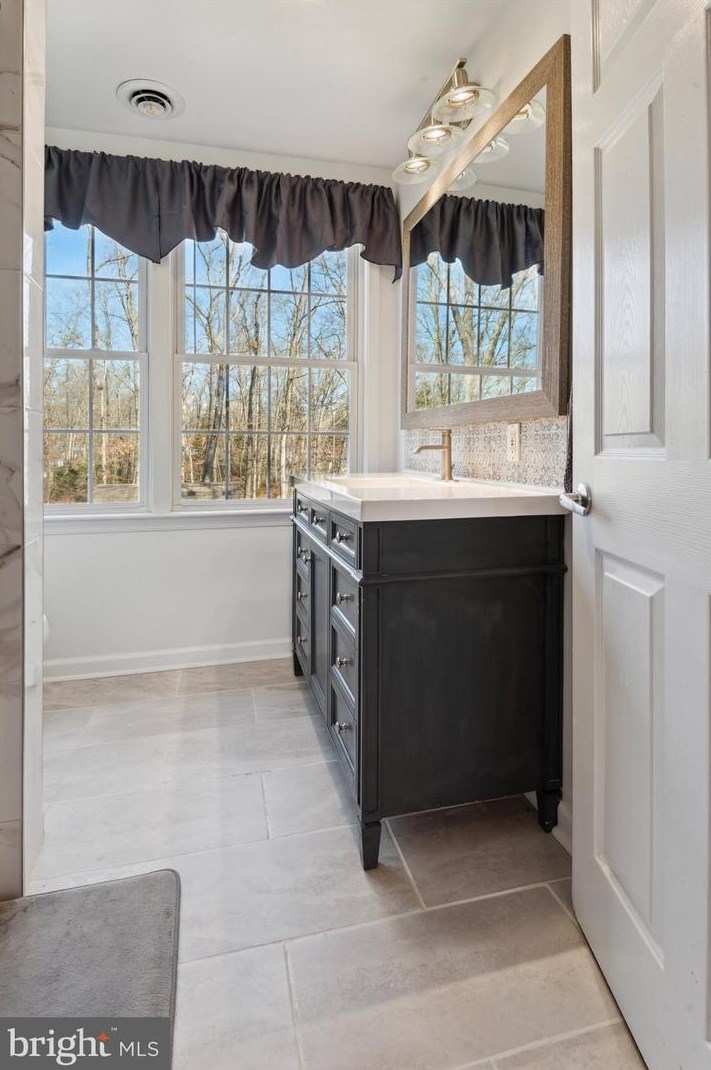 2434 Clover Ln, Millville NJ  08332-6408 exterior