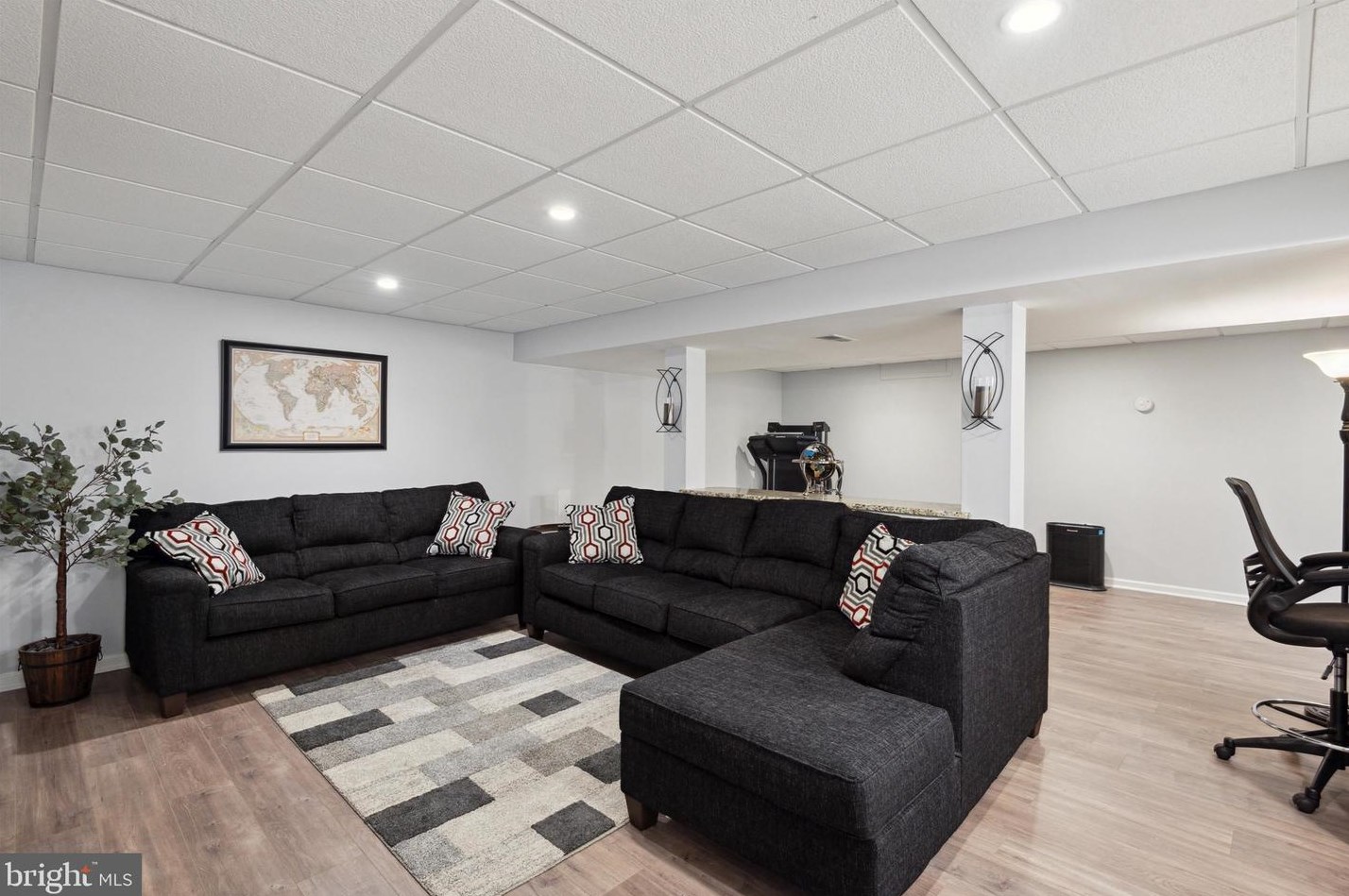 2434 Clover Ln, Millville NJ  08332-6408 exterior