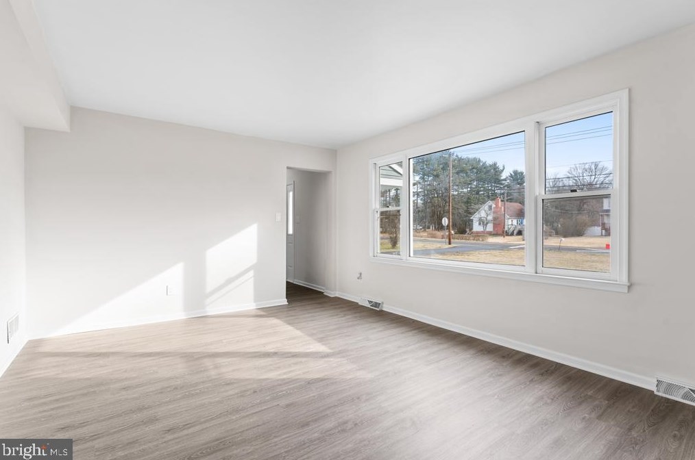 330 Orch Rd, Vineland NJ  08360-4373 exterior