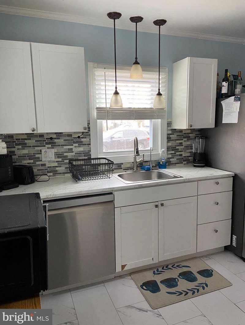 1112 Pine St, Millville NJ  08332-3263 exterior