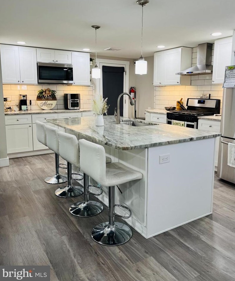 187 W Park Dr, Stow Creek Twp, NJ 08302