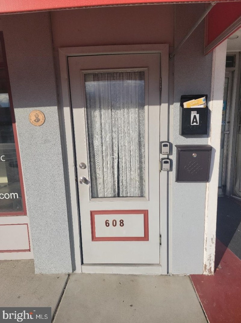 606 E Landis Ave #a, Vineland, NJ 08360
