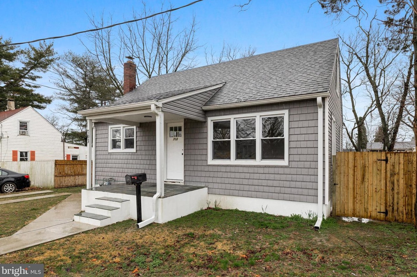 703 Broad St, Millville, NJ 08332-2721