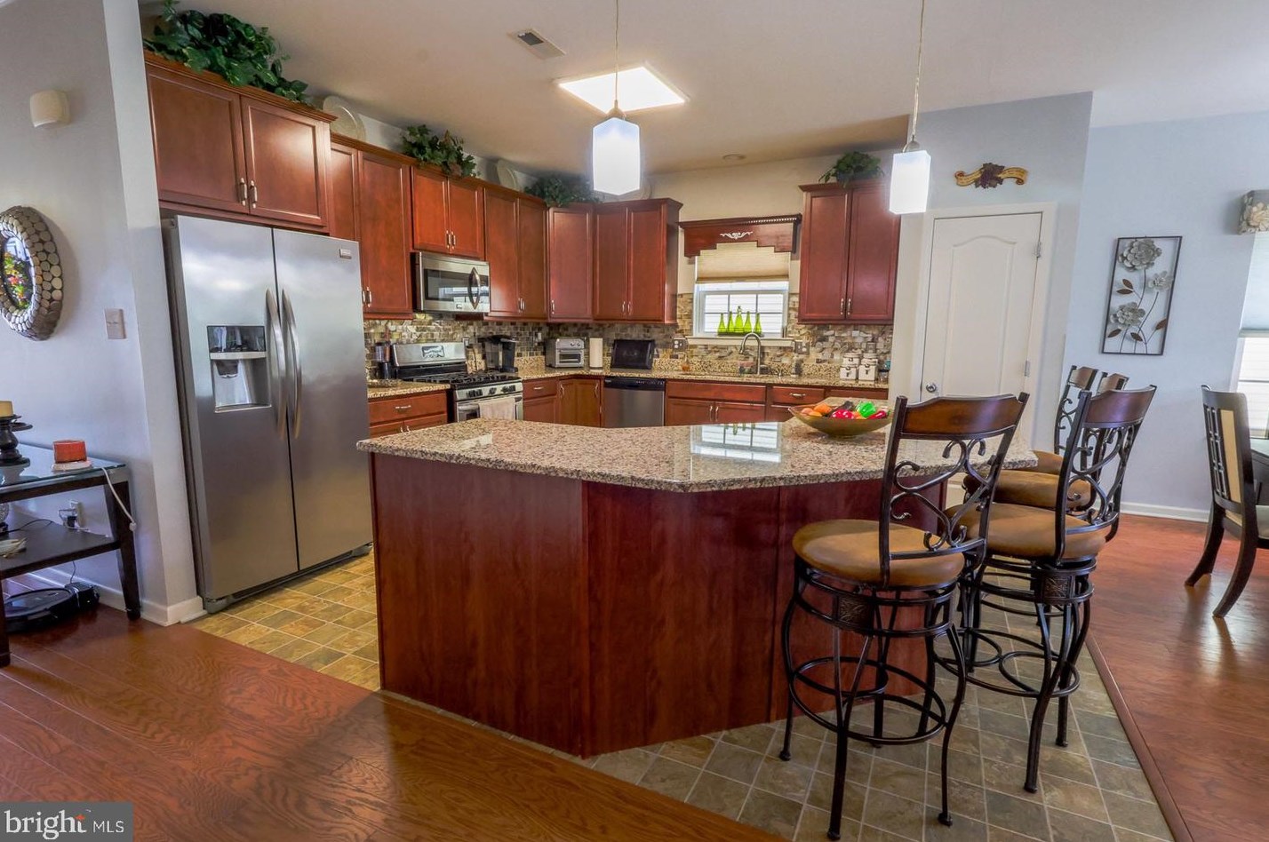 58 Cottage St, Millville NJ 08332-4829 exterior