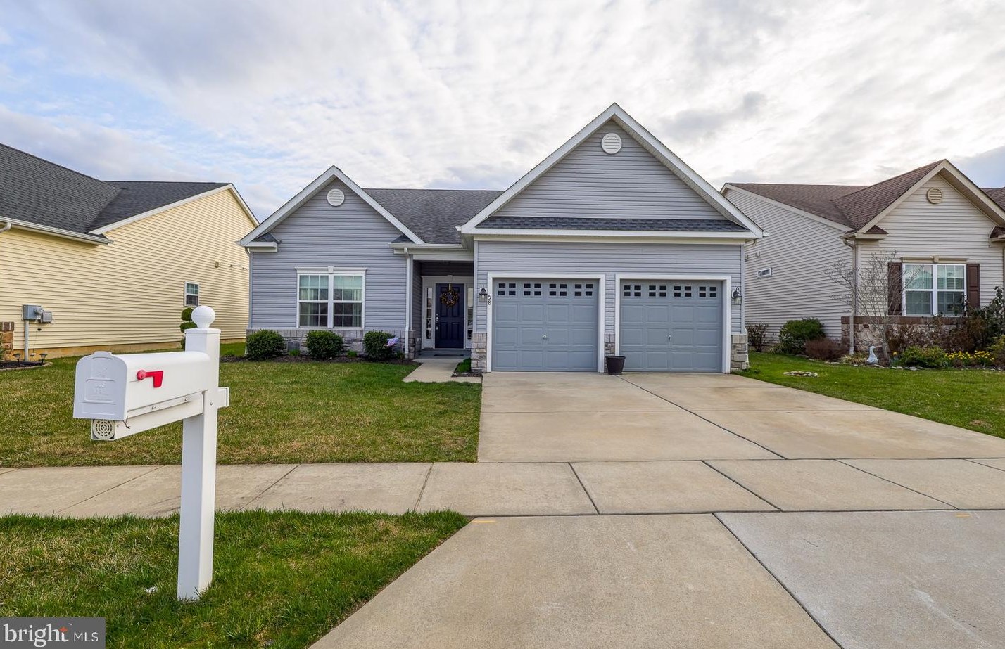 58 Cottage St, Millville, NJ 08332-4829
