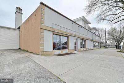 13 N East Boulevard #FRONT - Photo 1