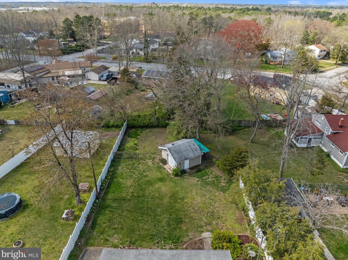 606 Valatia Ave, Millville NJ  08332-3918 exterior