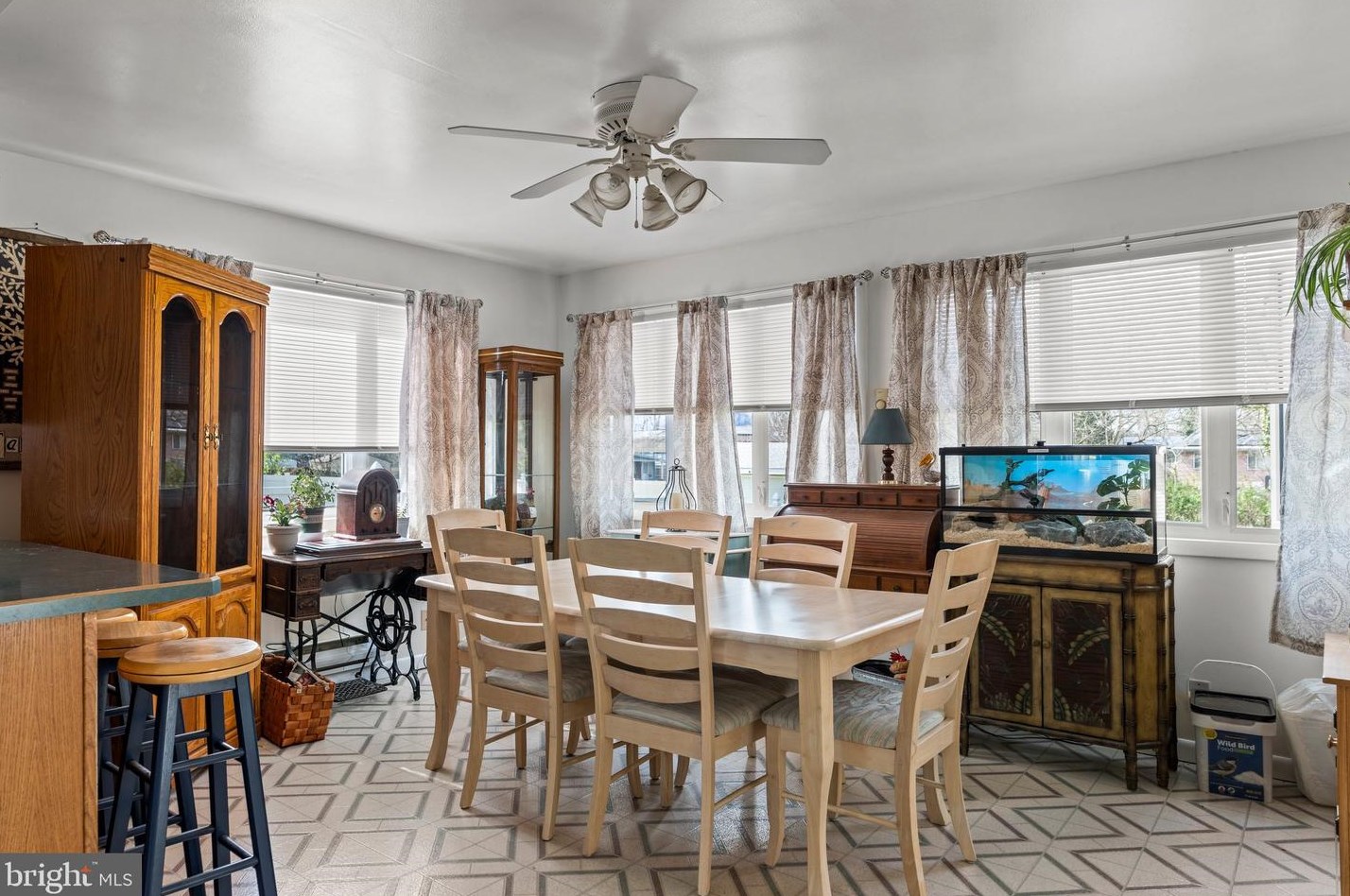 606 Valatia Ave, Millville NJ  08332-3918 exterior