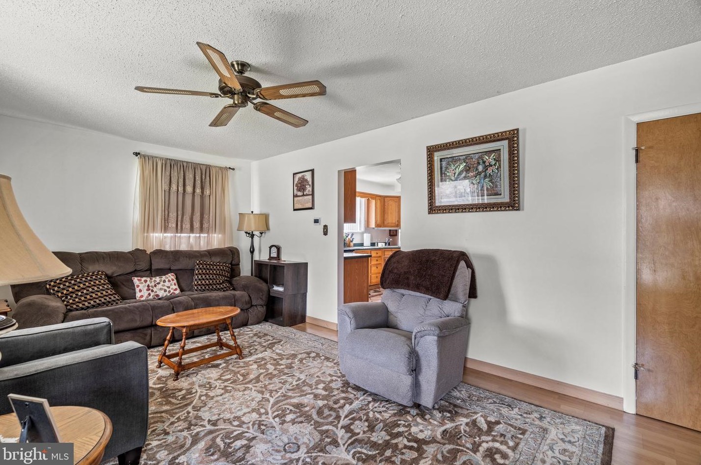 606 Valatia Ave, Millville NJ  08332-3918 exterior