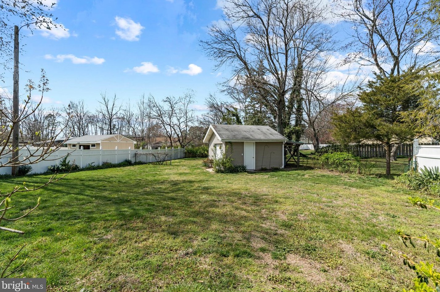 606 Valatia Ave, Millville NJ  08332-3918 exterior